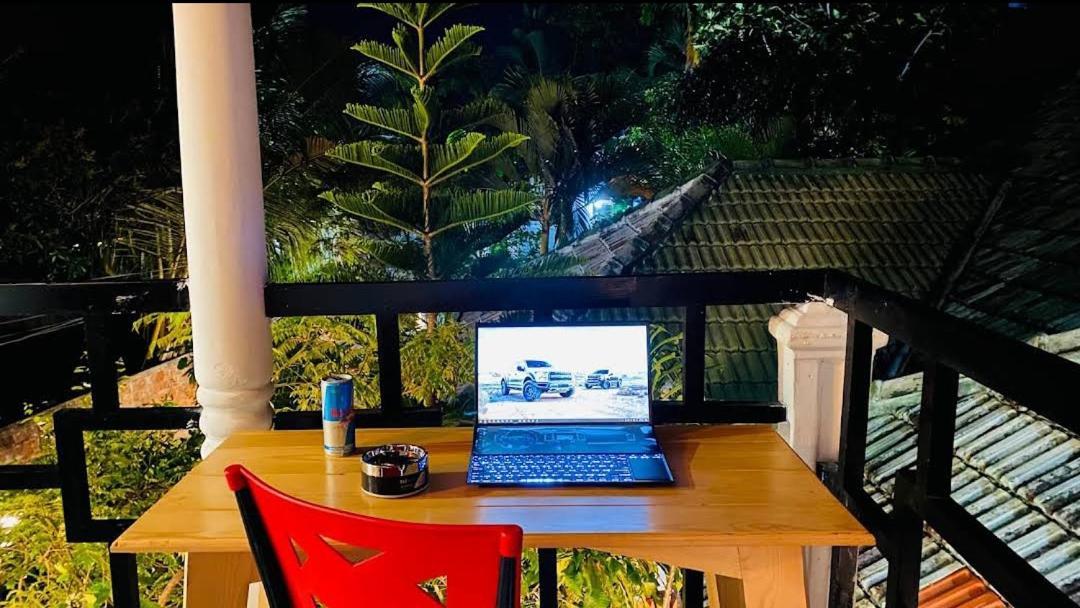 Rituale Guest House - Surf & Yoga Мириса Екстериор снимка
