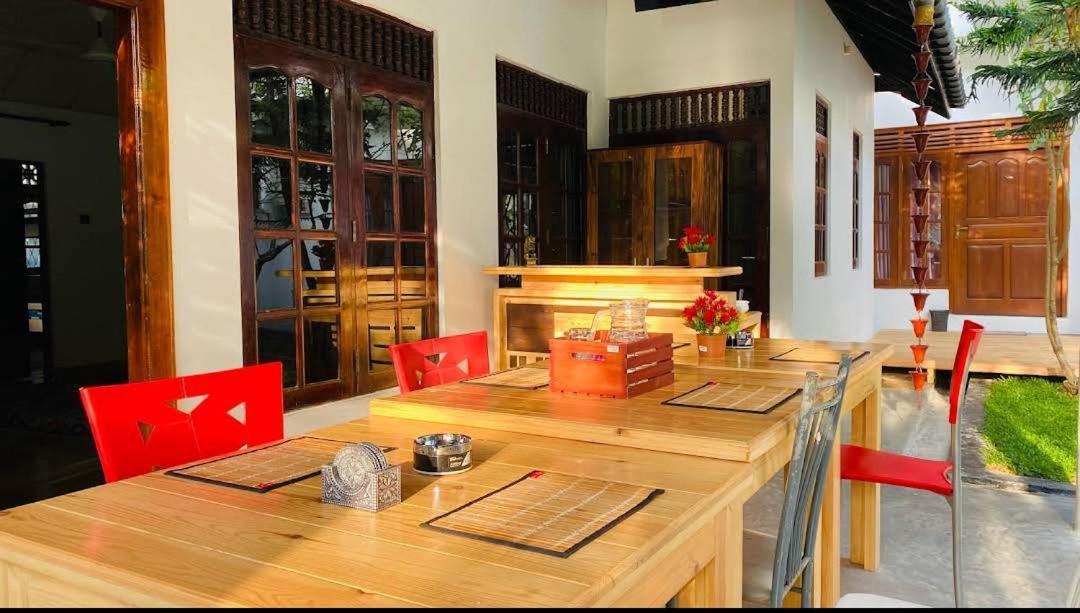 Rituale Guest House - Surf & Yoga Мириса Екстериор снимка