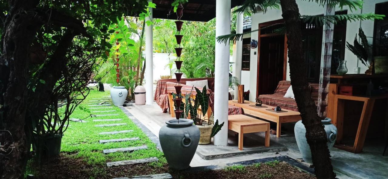 Rituale Guest House - Surf & Yoga Мириса Екстериор снимка