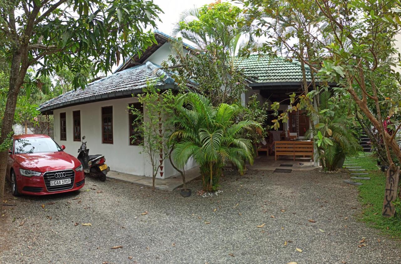 Rituale Guest House - Surf & Yoga Мириса Екстериор снимка